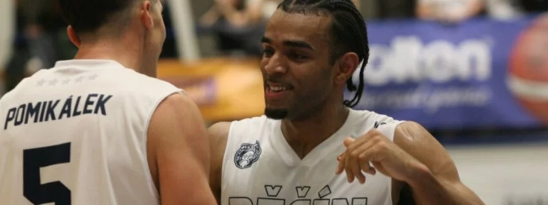 Válečníci udolali Slavii a slaví pátou výhru v řadě Válečníci udolali Slavii a slaví pátou výhru v řadě